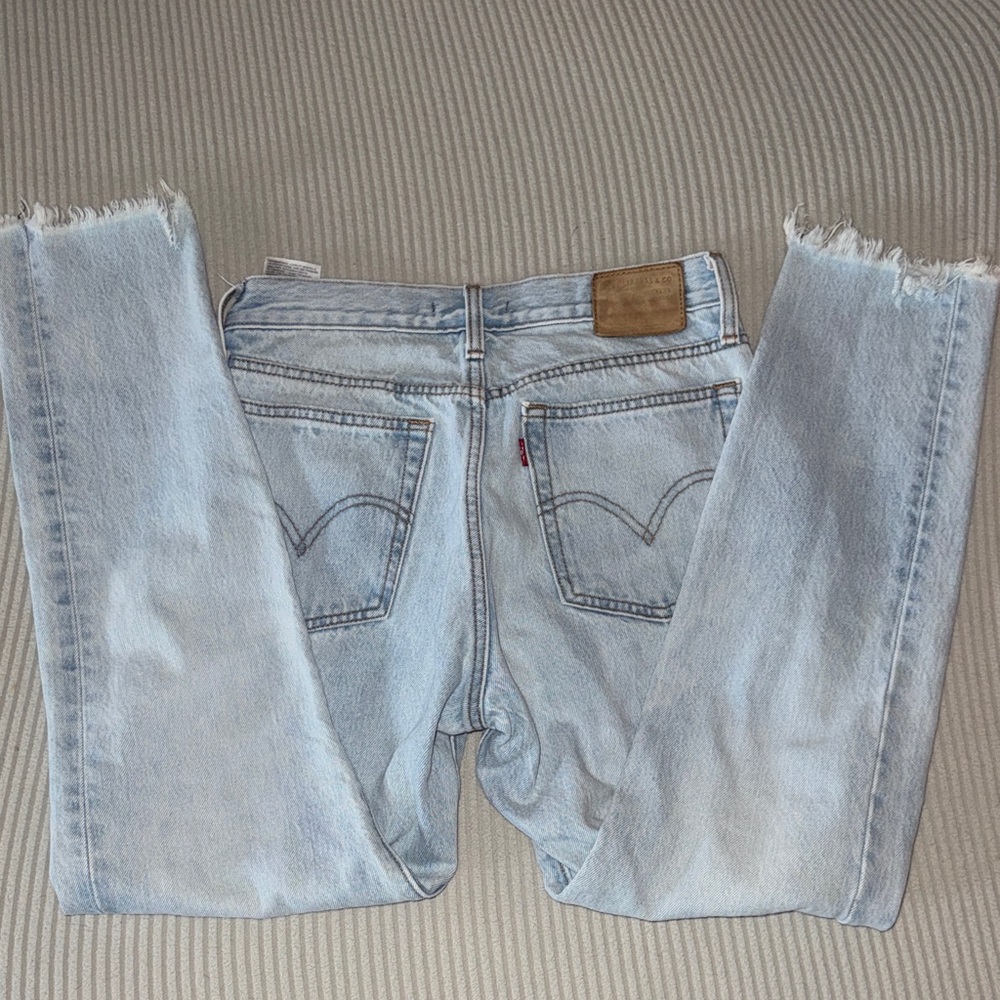 Levi Light Blue Frayed Hem Jeans - Picture 2 of 5